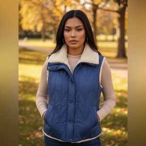 Bernardo Dual Charm Reversible Quilted Sherpa Liner Full Zip Vest Winter Casual